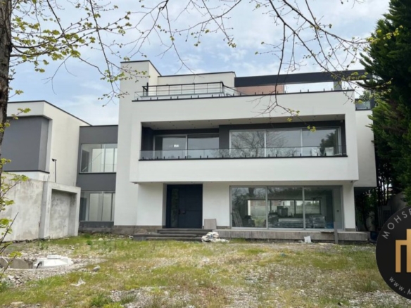 خرید ویلا باغ وازیوار نوشهر