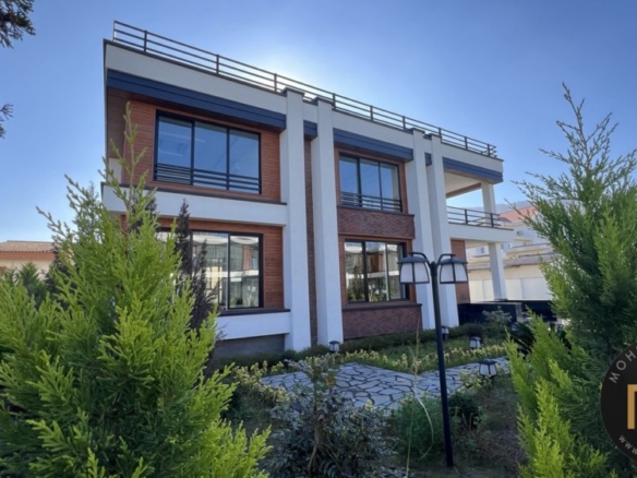 خرید ویلا نوشهر مزگاه