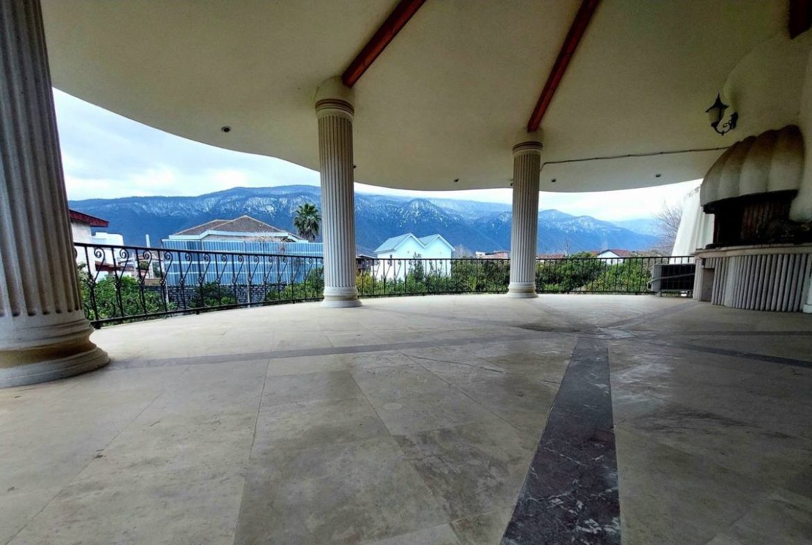 فروش ویلا باغ ۵۴۰۰ متری جنگلی در سیسنگان نوشهر